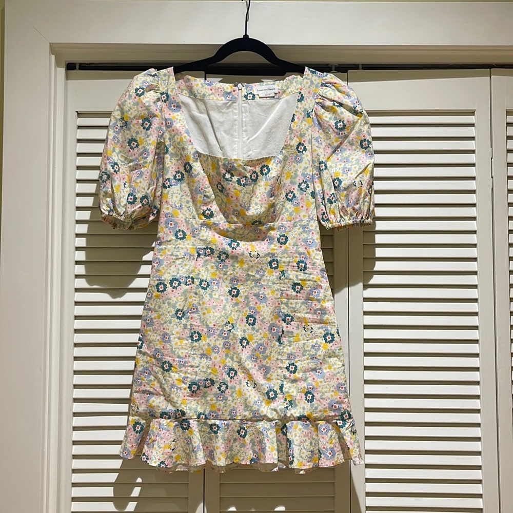 Lovers and friends dress size small. Only worn to try on.